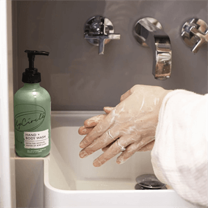 UpCircle Hand & Body Wash with Lemongrass & Kiwi Juice 250ml